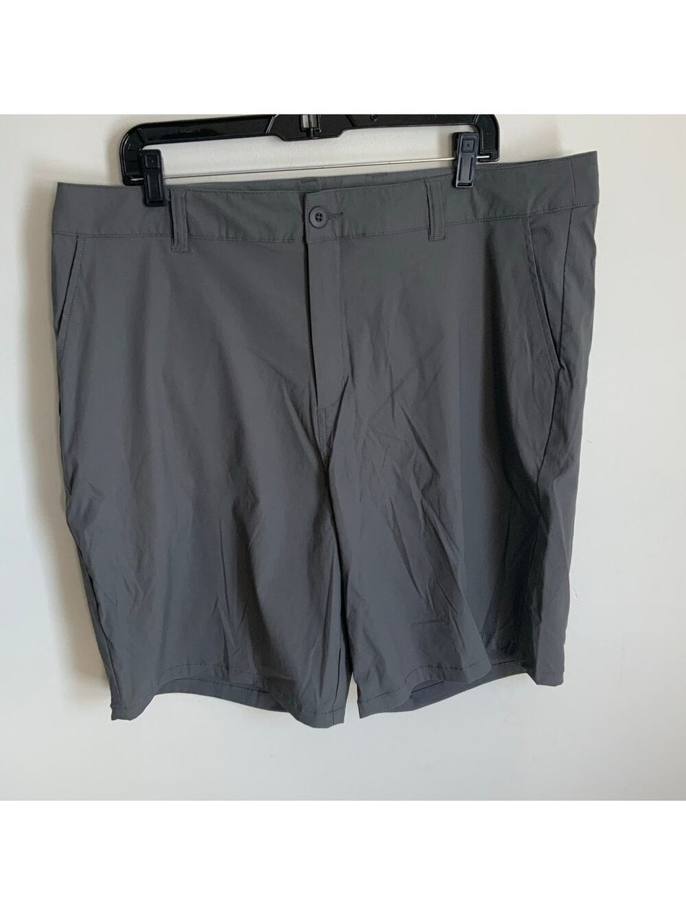 Marsh Wear Grey Performance shorts NWT size 40